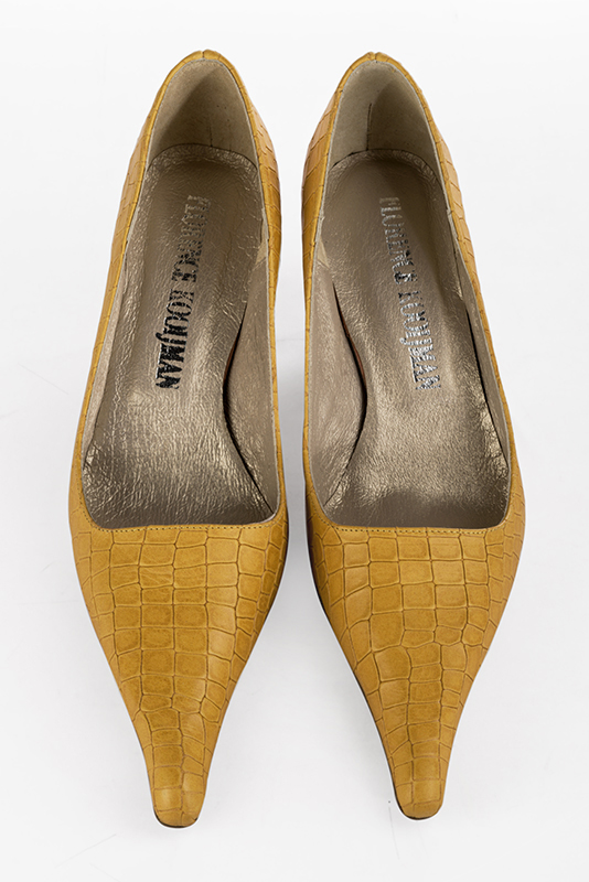 Mustard yellow women's dress pumps,with a square neckline. Pointed toe. Medium block heels. Top view - Florence KOOIJMAN